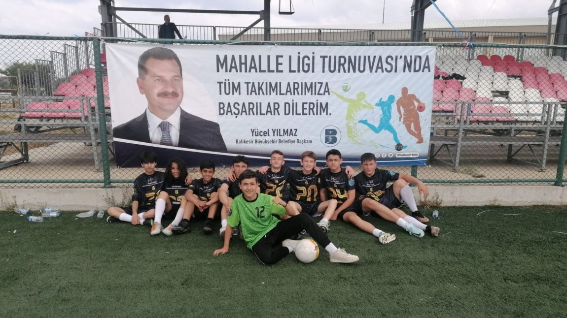 Balıkesir İmam Hatip Ortaokulu Mahalle Ligi Futbol Turnuvasında Galibiyete Doymuyor
